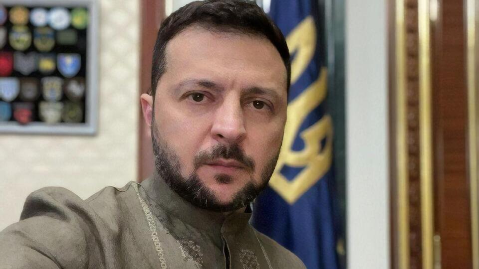 Уранці Зеленський опублікував у соцмережах своє фото в "особливій" вишиванці