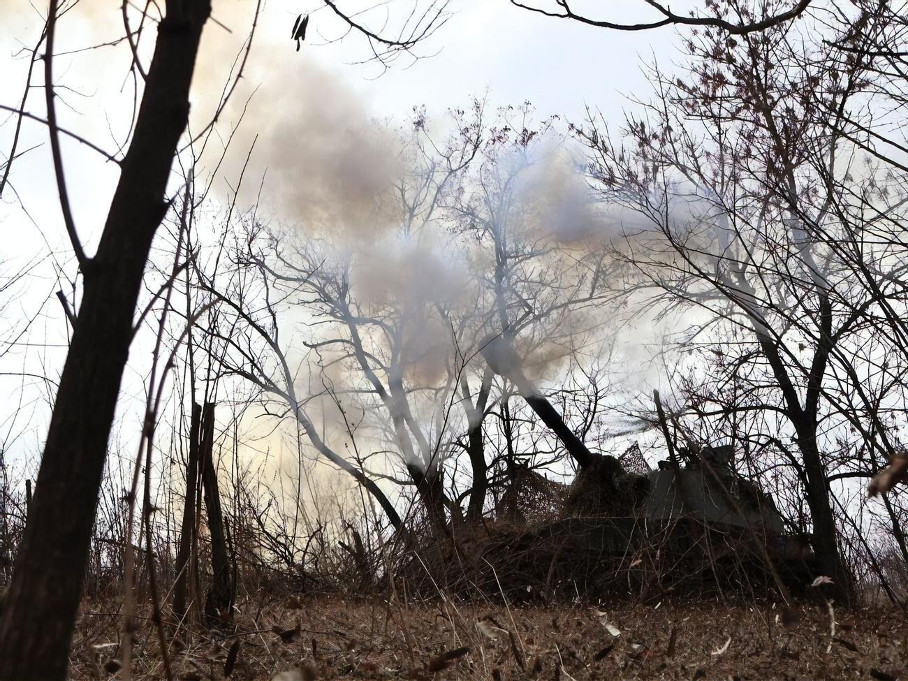 В Генштабе ВСУ отмечали, что на захват Бахмута РФ бросила самые подготовленные части регулярных войск и вагнеровцев