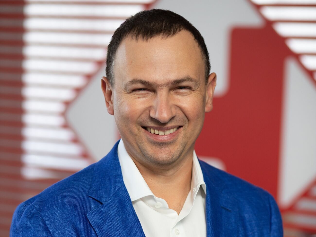 "Новая почта" не доставляет Bradley и Leopard не из-за хакеров РФ. Просто наше Минобороны не потянет объемный вес, умноженный на объявленную стоимость