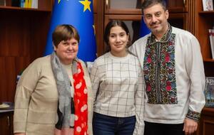 Дівчинка, яку повернули з РФ, і її бабуся зустрілися з Лубінцем