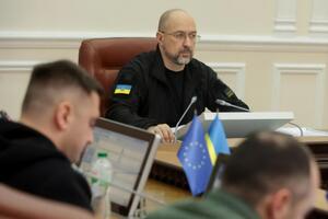 Шмигаль повідомив, що уряд готується до наступного етапу компенсацій