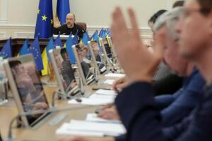 Кабинет Министров на заседании 19 мая назначил Винницкого и Сташкива заместителями министра образования и науки Украины, написал Мельничук