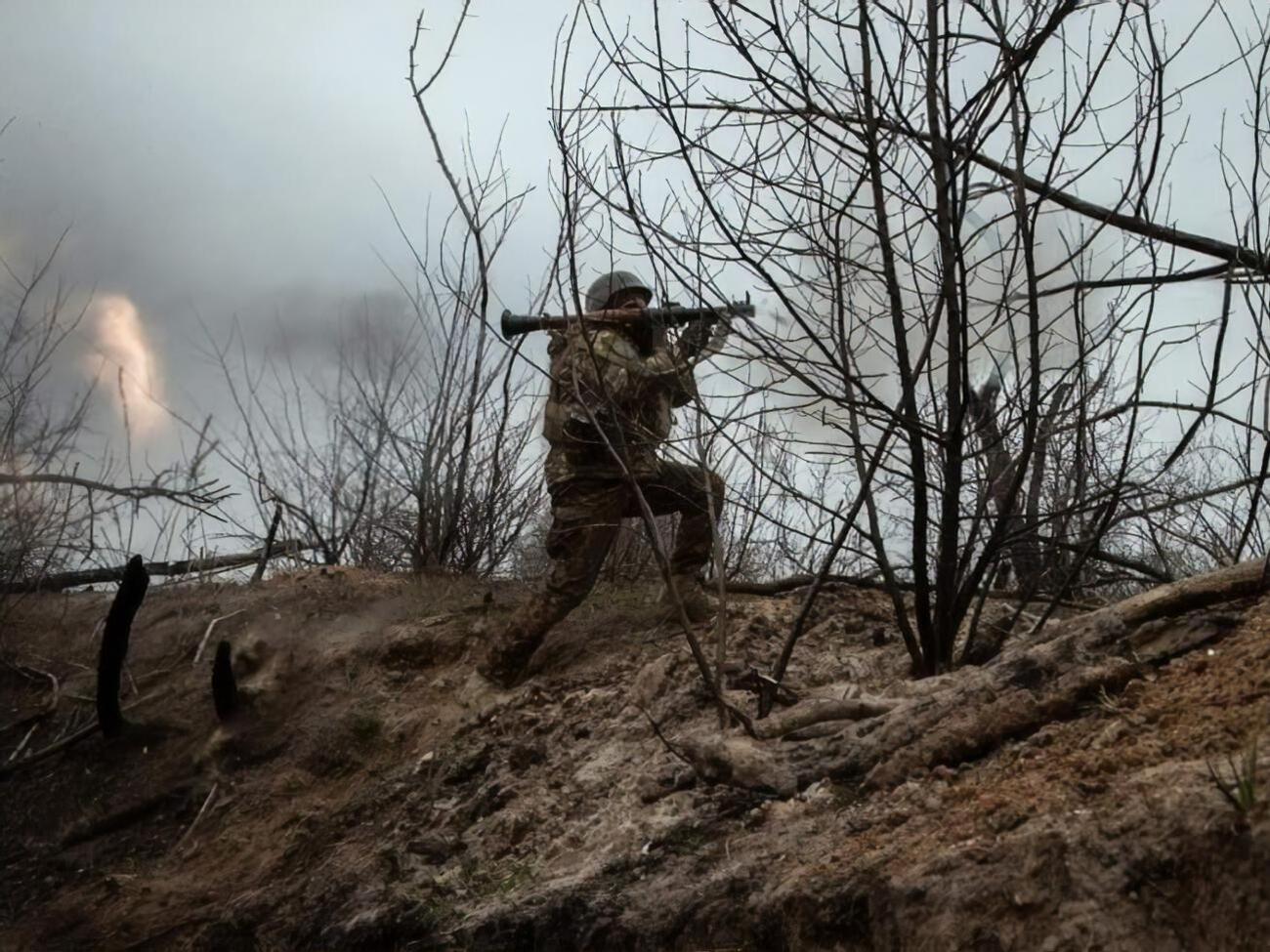 В эпицентре боев на востоке – Бахмут и Марьинка