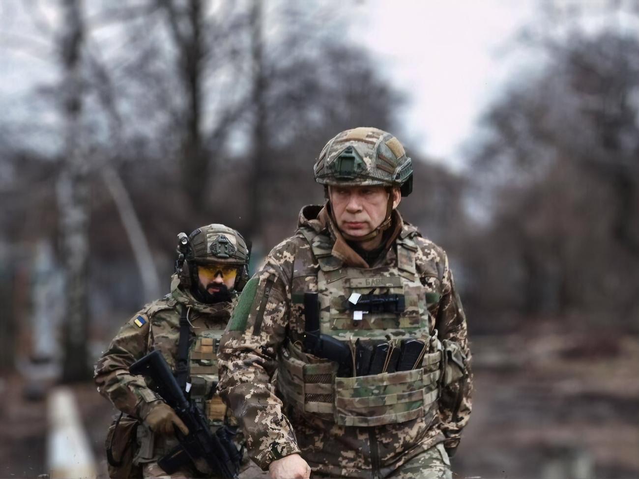 Командувач Сухопутних військ з'їздив на лінію фронту в Донецькій області