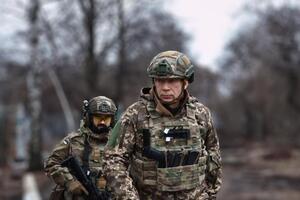 Командувач Сухопутних військ з'їздив на лінію фронту в Донецькій області