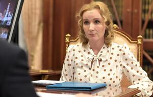 Российская омбудсмен, которая обвиняется в похищении детей из Украины, рассказала о своих материнских качествах
