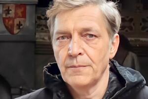 Жалок и убог штат путинских пропагандистов. С какого перепуга балбес из "РИА Новости" решил, что спикер Палаты представителей США против поставок оружия Украине?