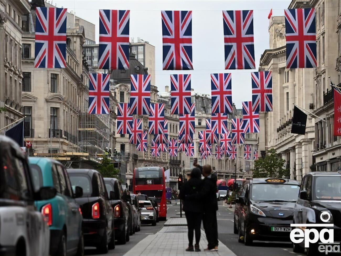 В Британию от Украины поедет человек с высоким статусом, сказал Кулеба