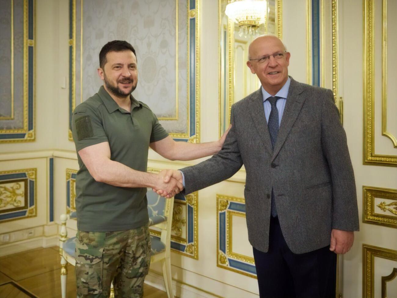 Зеленский обсудил с Силвой переговоры о вступлении Украины в ЕС и предстоящий саммит НАТО