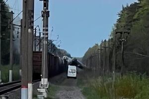 Джерела Telegram-каналу Shot повідомляють, що на місці було чути вибухи