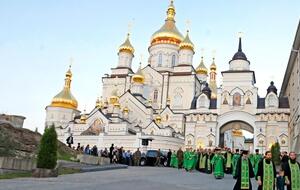 Почаевской лаврой управляет УПЦ МП