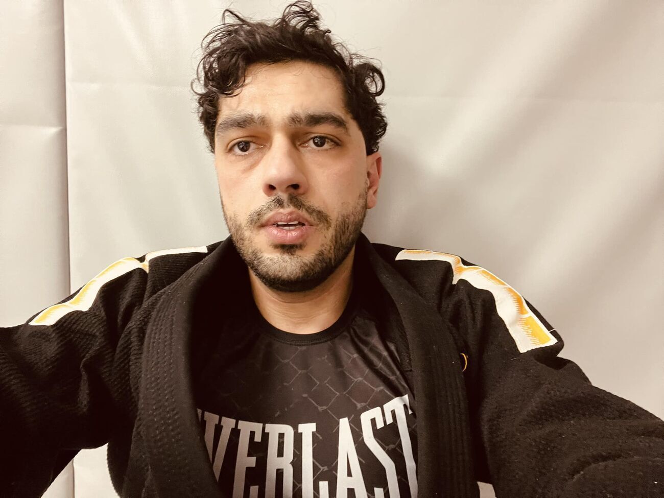 Лерос подавав позов у Верховний Суд