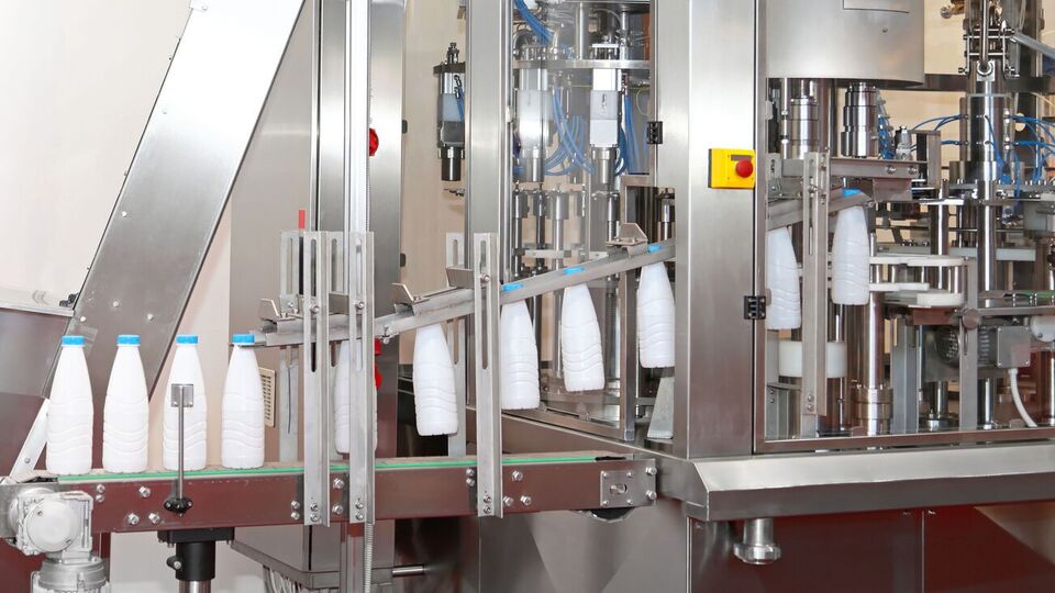 В Раде предложили ввести сбор в размере 0,5% от стоимости молочной продукции на ее продвижение, в Союзе производителей молочной продукции назвали это "обилечиванием"