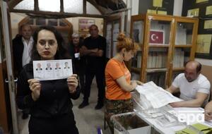 Уперше в історії Туреччини відбудеться другий тур виборів президента