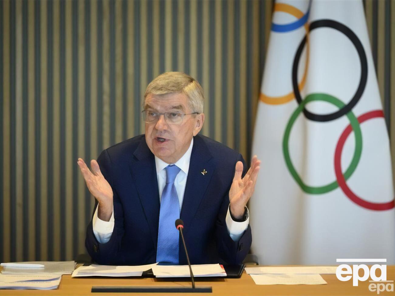 После полномасштабного вторжения РФ в Украину Бах озвучивал разные рекомендации