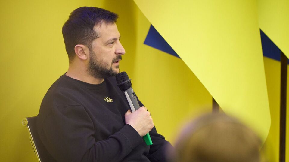У Польщі заявили, що Зеленському варто "взяти більше відповідальності"
