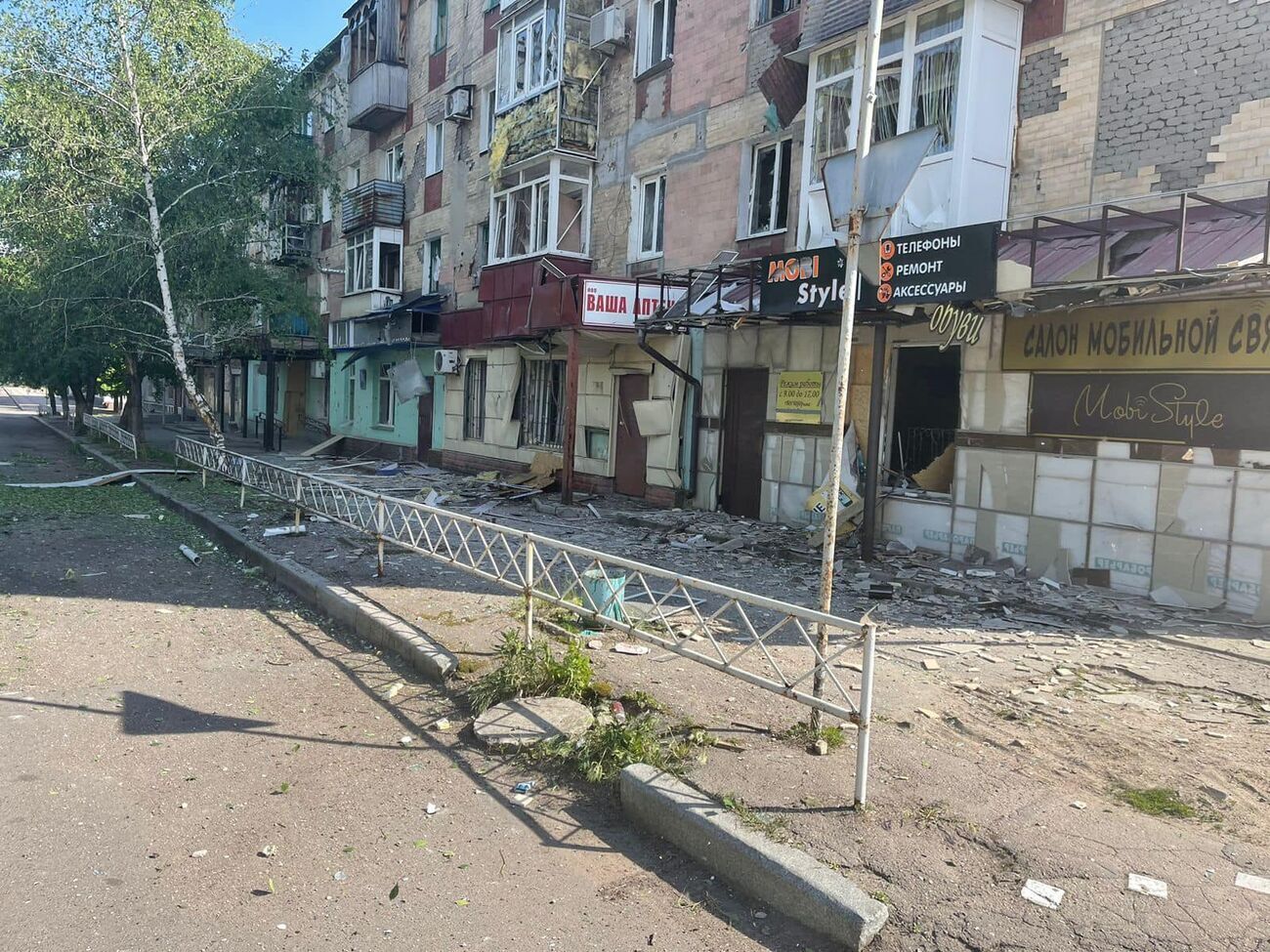 Унаслідок російського обстрілу Торецька пошкоджено житлові будинки, цивільні об'єкти, зокрема лікарню, розповів голова Донецької ОВА