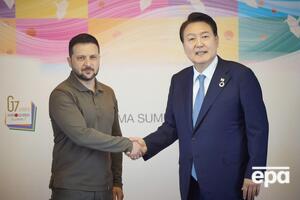 Зеленський подякував Юн Сок Йолю за гуманітарну і нелетальну допомогу Україні