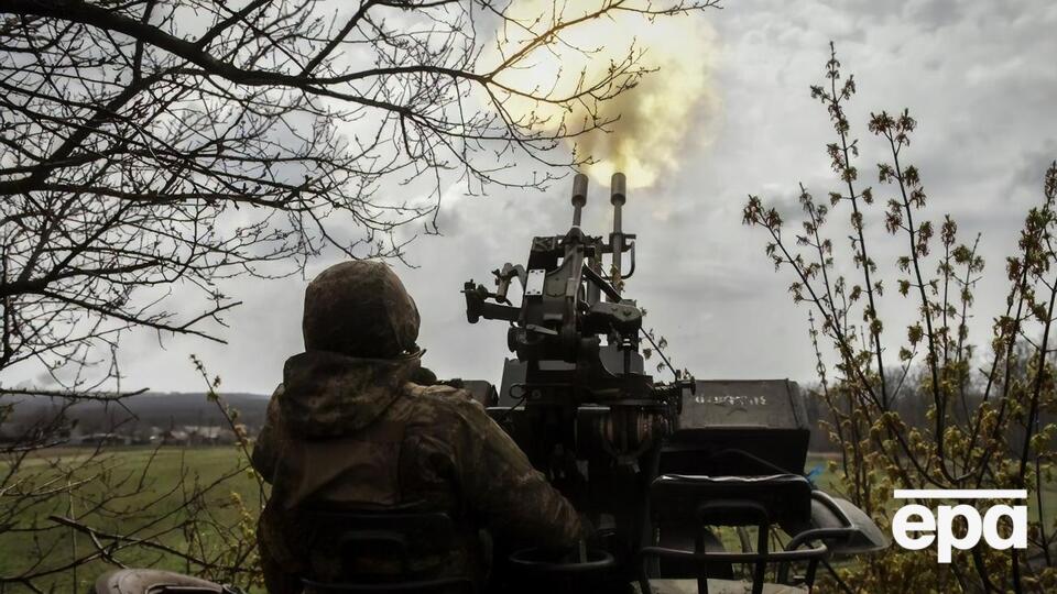 Украинские военные не дают оккупантам полностью захватить Бахмут