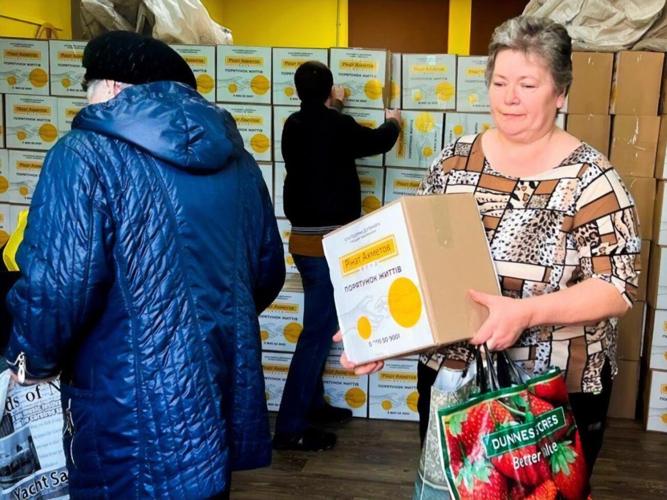 Від початку повномасштабної війни Фонд передав понад 235 тис. наборів для жителів Донецької області та тимчасово евакуйованих із регіону