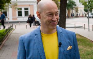 Те, що сталося, Гордон вважає "багатоходовою комбінацією" Сі Цзіньпіна