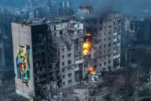 "Як гине місто". Українські військові показали кадри зруйнованого Бахмута з безпілотника. Фоторепортаж