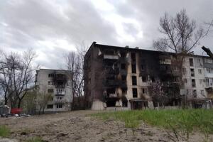 Оккупант заявил, что россияне получили приказ взять Кременную и "просто ее всю выкосили"