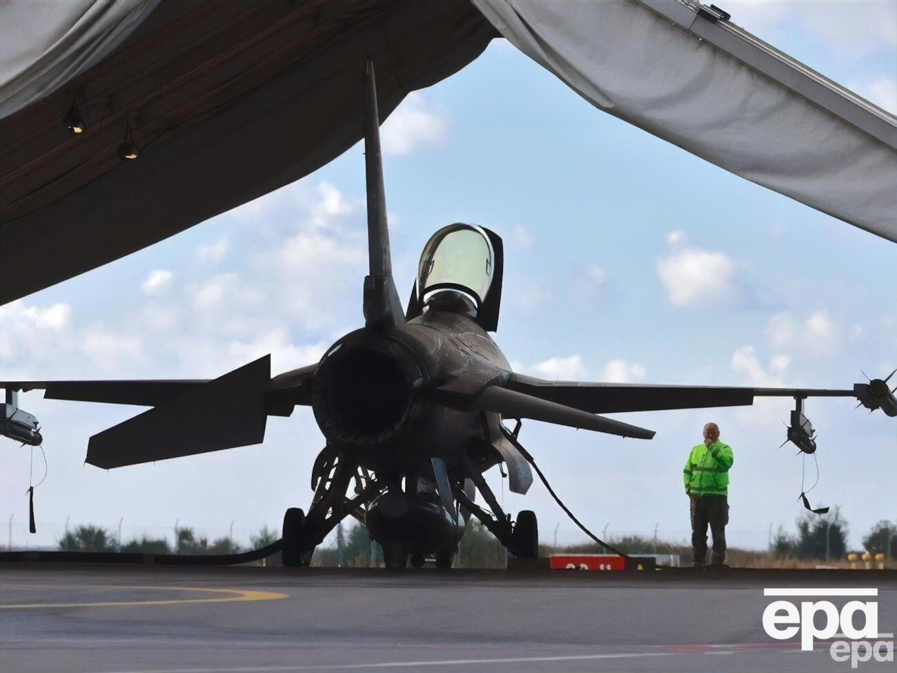 F-16 принесут пользу украинским защитникам, но в корне изменить ситуацию на фронте не смогут, полагают в Пентагоне