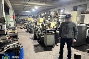 СБУ заявляє, що керівник фірми співпрацює з терористами "ЛДНР"