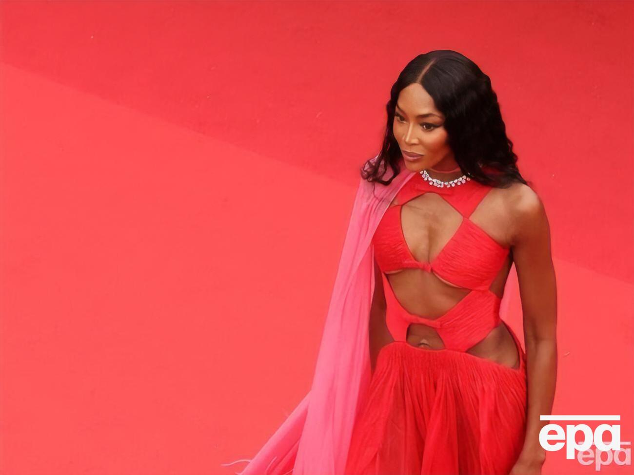 Кэмпбелл сообщила о том, что у нее есть дочь, весной 2021 года