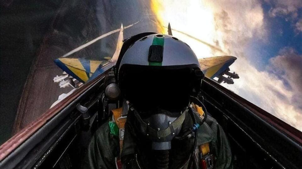 В настоящее время продолжается процесс подготовки украинских пилотов к тому, чтобы начать обучение на F-16, рассказал Игнат