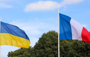 Франція готова укласти з Україною угоди про надання гарантій безпеки, які допоможуть їй захистити себе в довгостроковій перспективі, вказали в МЗС країни