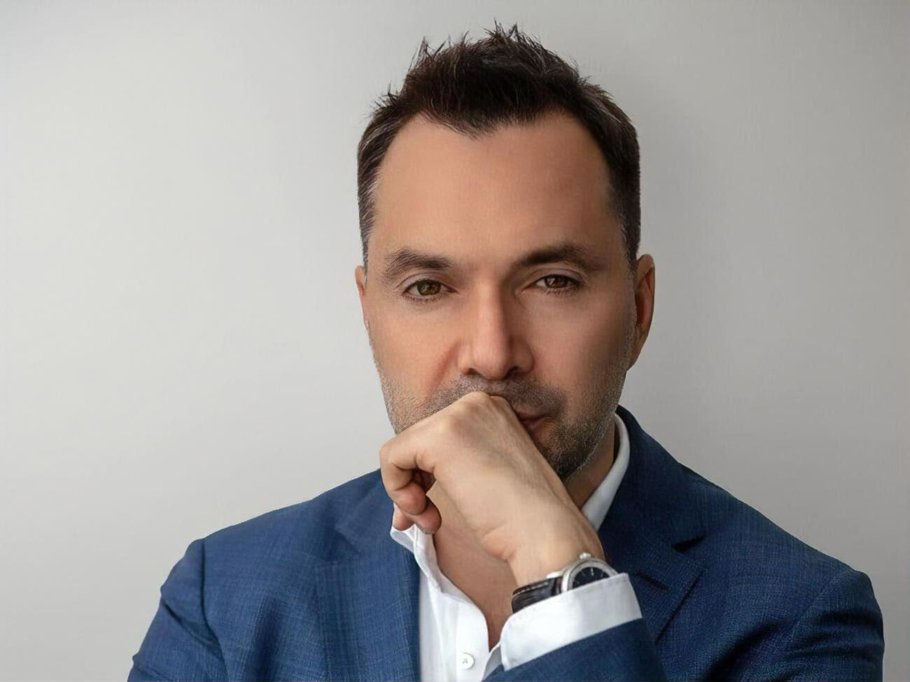 Арестович: От і думайте, як і що там показували