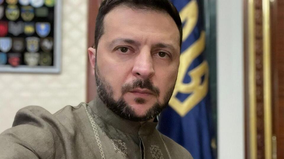 По словам Зеленского, участники ставки проанализировали контракты поставок и динамику наращивания собственного производства боеприпасов
