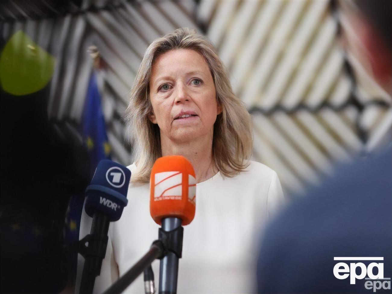 О выделении Нидерландами средств на закупку снарядов для Украины сообщила Оллонгрен по итогам встречи глав минобороны стран &ndash; членов ЕС