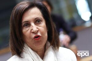 Испания демонстрирует "непоколебимую поддержку" Украине, отметила Роблес