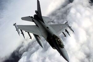 Норвегия рассмотрит различные способы содействия обучению и подготовке украинского персонала на F-16, отметил глава минобороны Грам