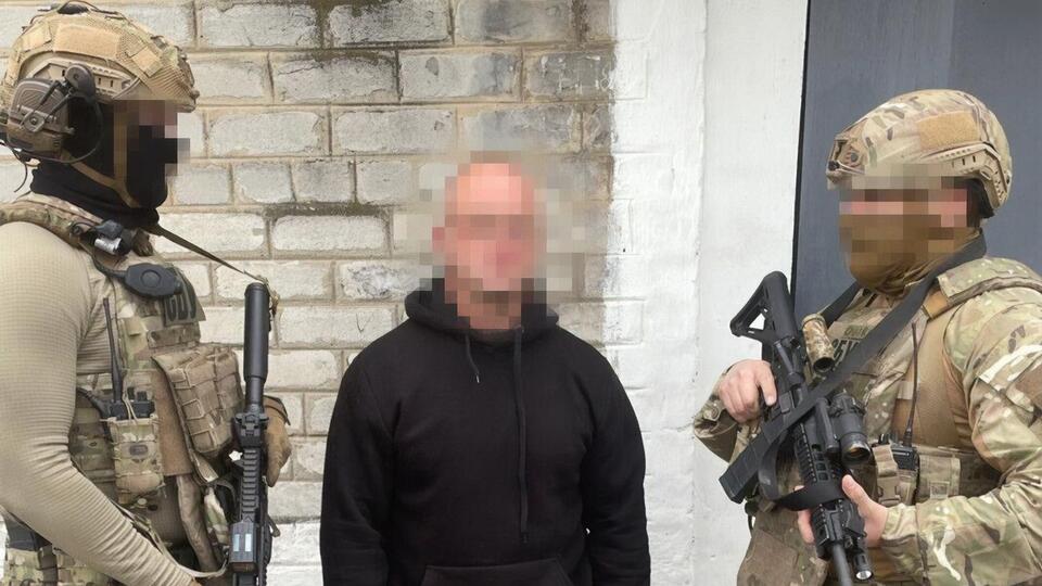 Підозрюваному в держзраді чоловіку загрожує довічне позбавлення волі