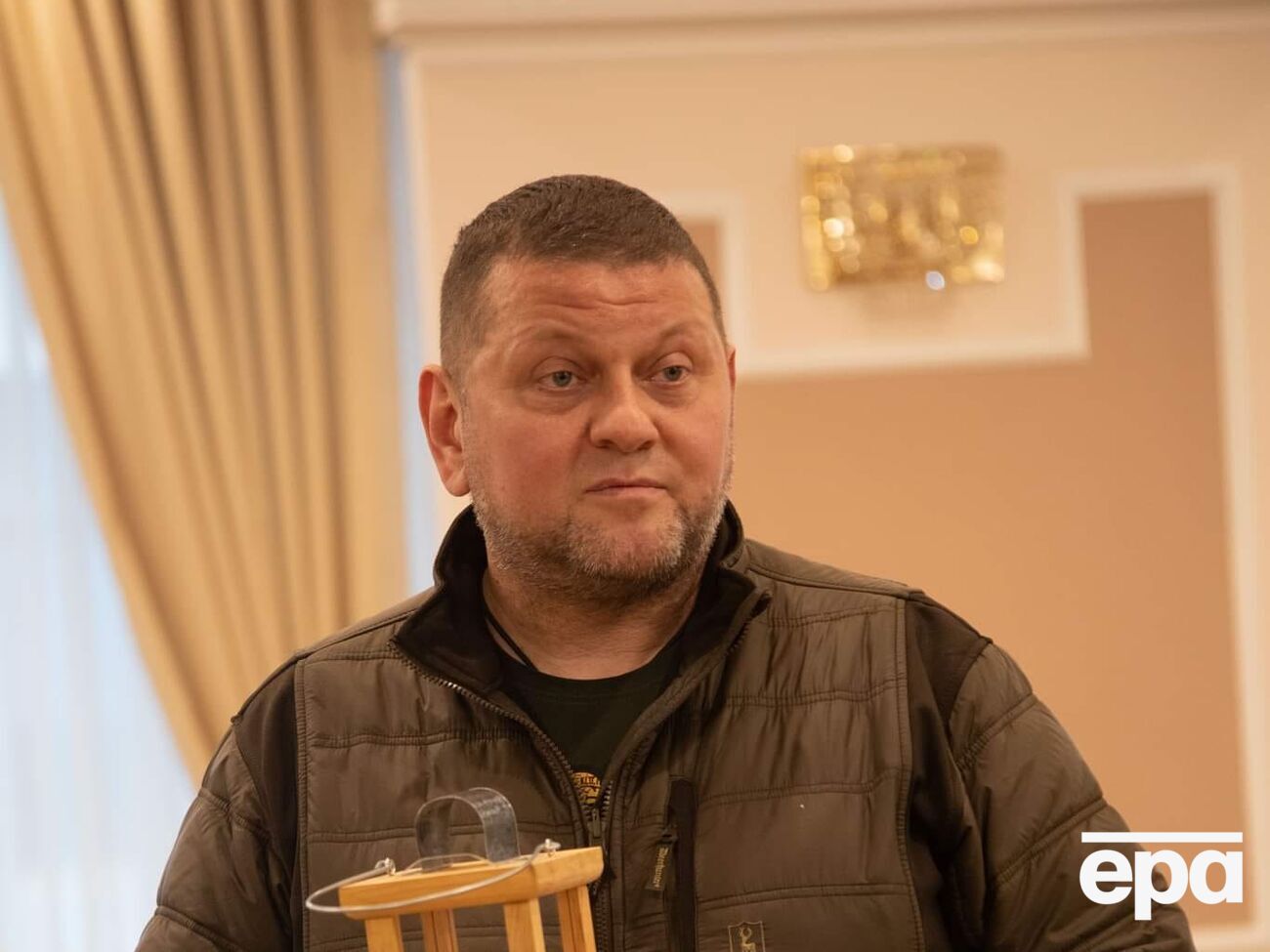 Залужный в порядке и работает, вопреки фейкам, распространяемым российской пропагандой