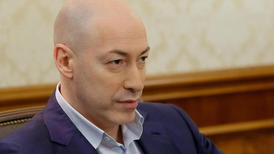 Гордон: Однією дупою на двох стільцях усидіти тут неможливо. Якщо Америка – це погано, забрати все, що є в Америці