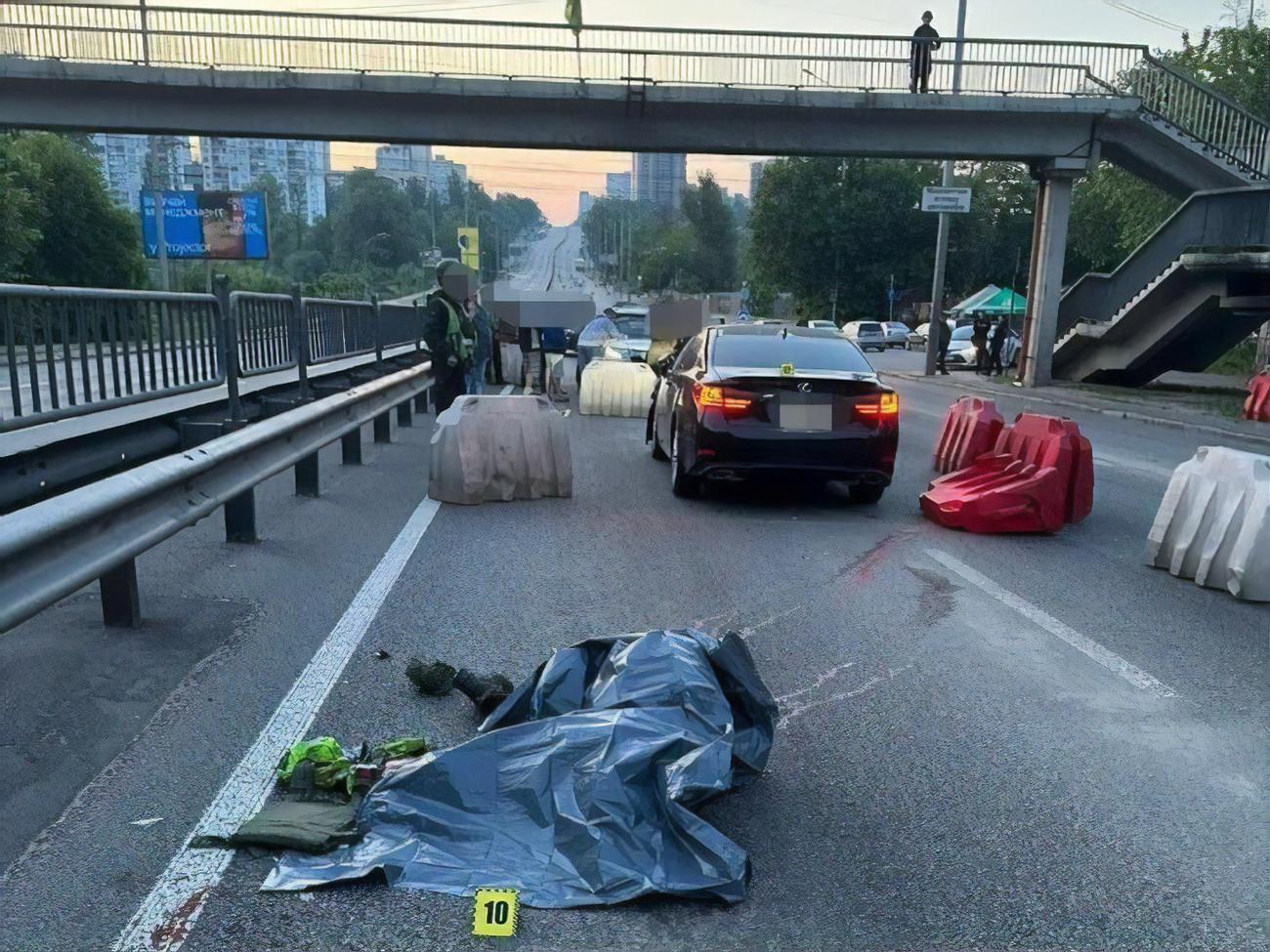 В Киеве судья насмерть сбил нацгвардейца на блокпосту