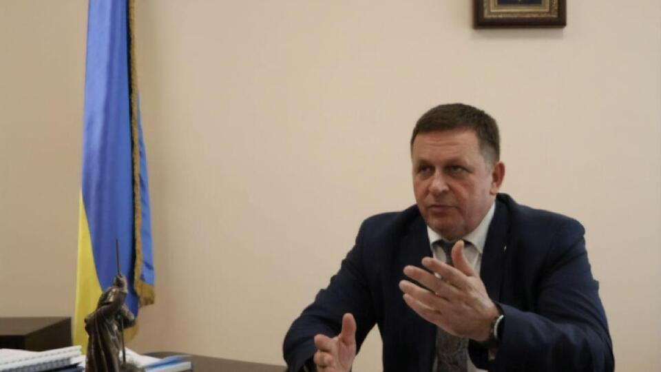 Экс-замминистра обороны отмечал в интервью, что он не подписывал тех контрактов, которые фигурируют в его деле
