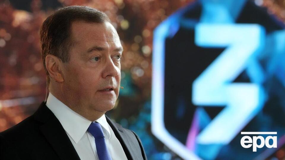 Медведєв припустив, що війна РФ проти України "на десятиліття, мабуть"