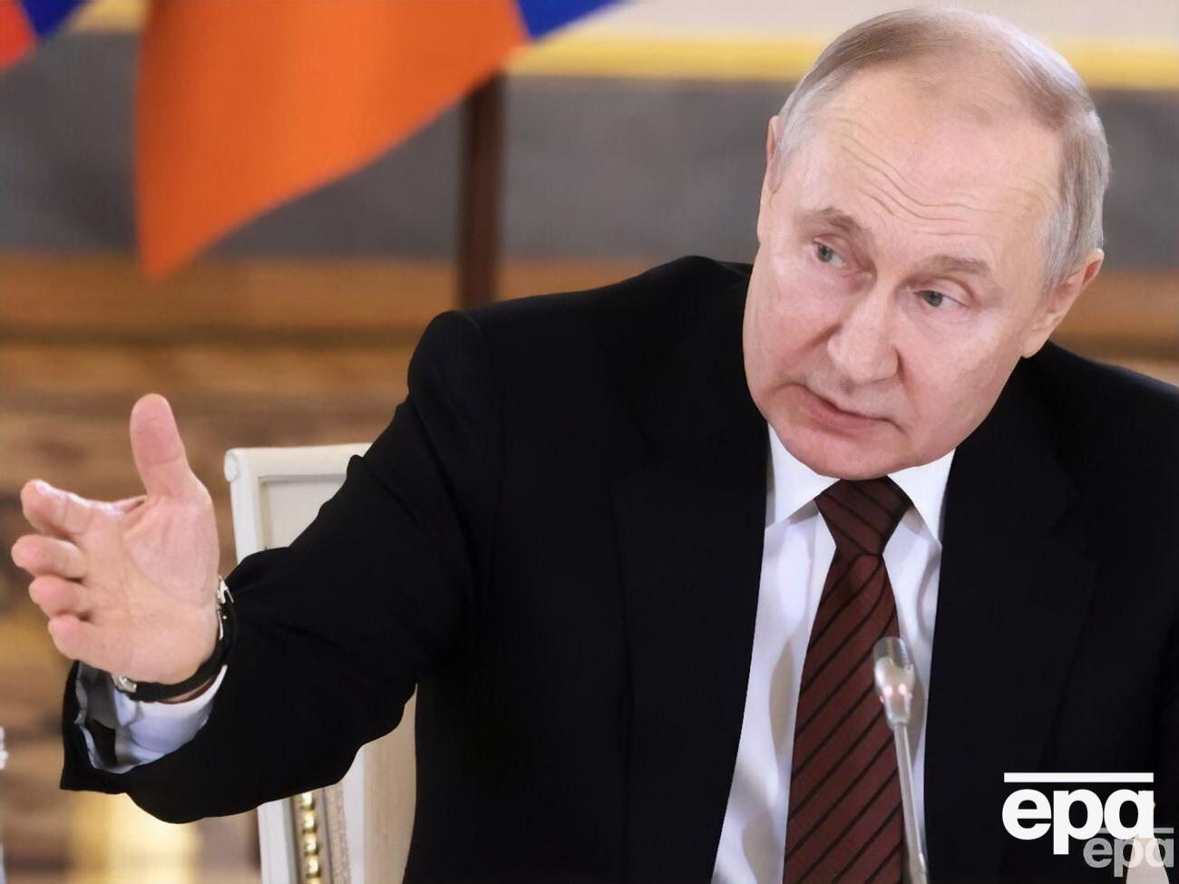 Путін не зміг упевнено стояти на ногах