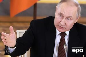 Путін не зміг упевнено стояти на ногах
