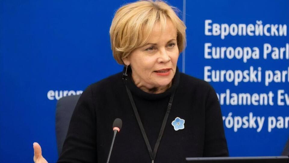 Юкнявичене: Решительное слово, что мы приглашаем Украину, что она уже "у порога" НАТО, также поднимает уровень противодействия ядерному шантажу