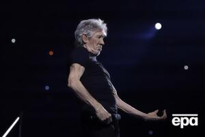 Вотерс регулярно висловлював проросійську позицію