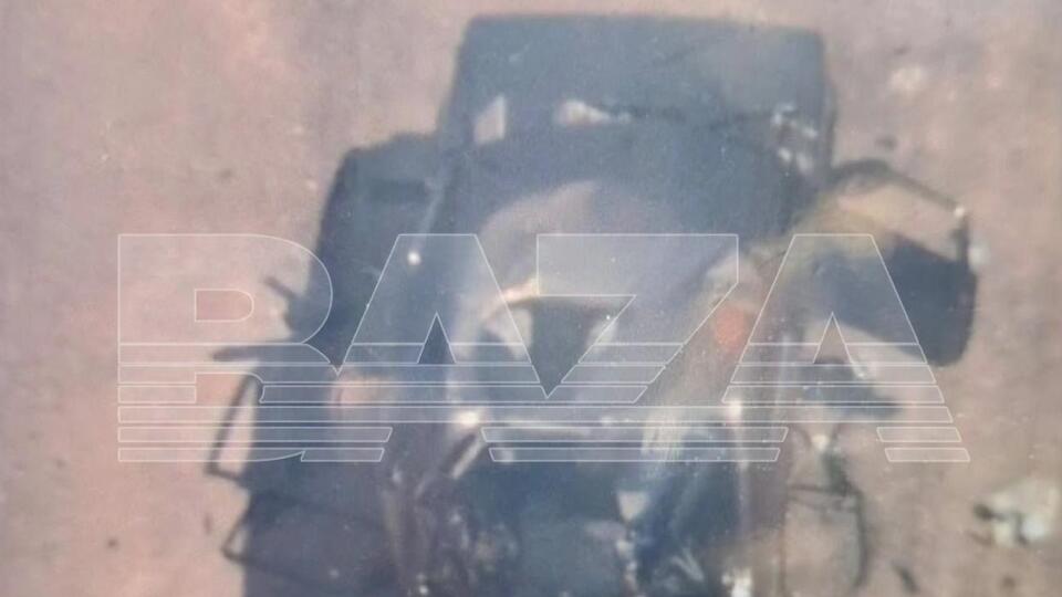 Дрон пробил крышу в "Ниве", сообщает роспропаганда