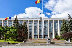 Резолюцию приняли голосами 55 депутатов парламента Молдовы