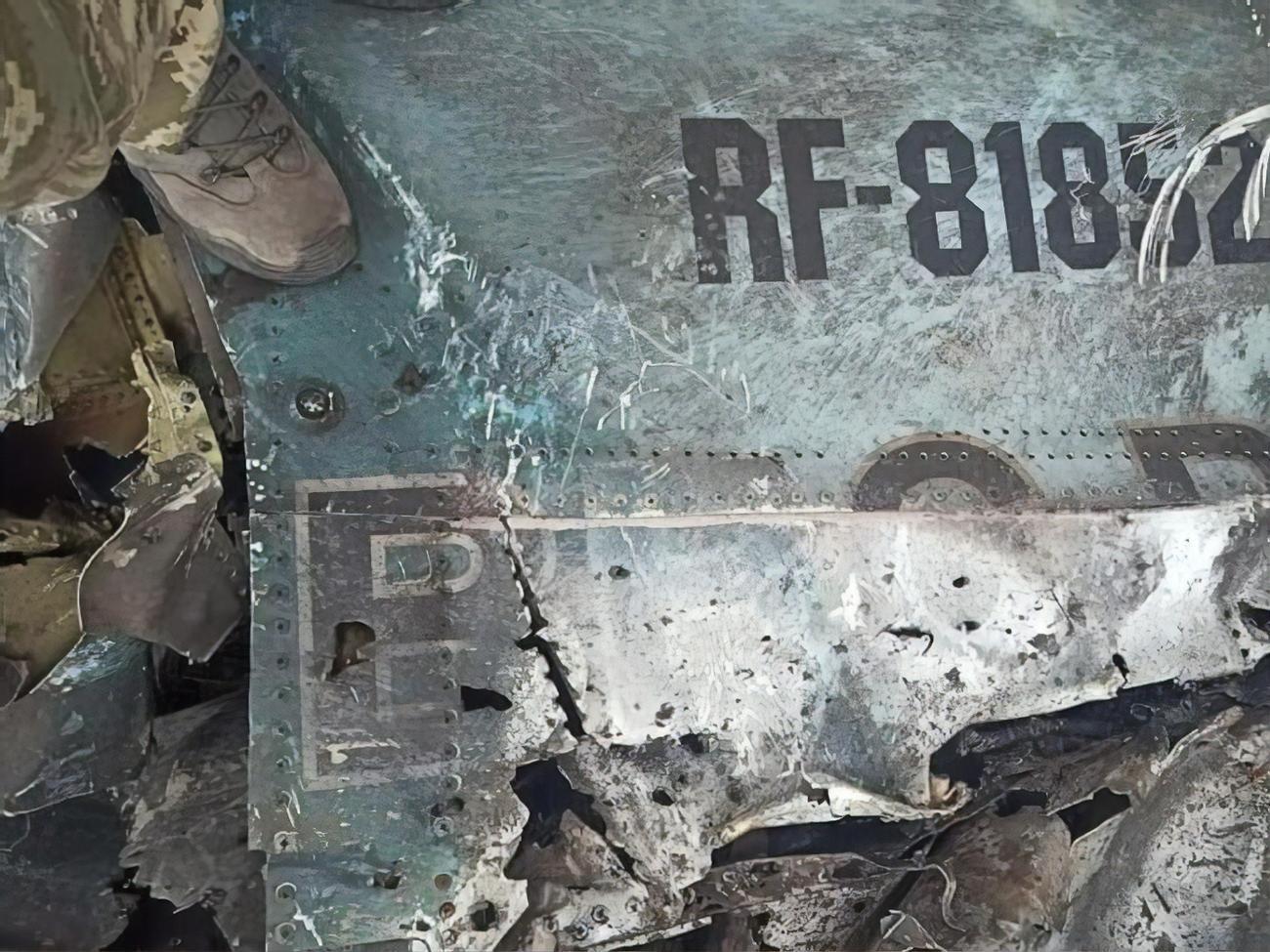 В уточненій статистиці &ndash; плюс три збиті російські літаки. На світлині&nbsp;&ndash; уламки російського бомбардувальника Су-34, виявлені в Донецькій області минулої осені